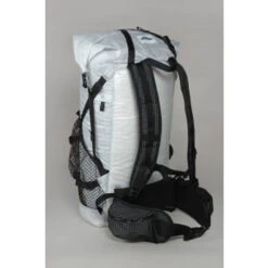 Hyperlite Mountain Gear 2400 Black Windrider Pack -Sackundpack Geschäfte back three quarter